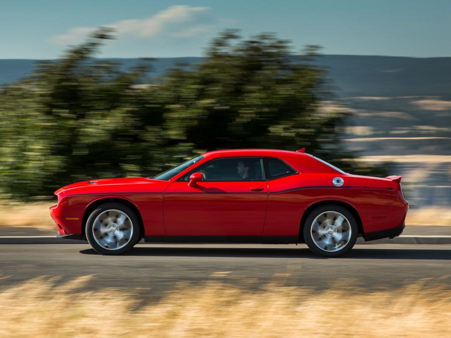  Dodge Challenger SXT 2015 года  (фото 56 из 59)